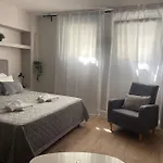 Studio Next To Campus & Hospitals-Thessaloniki